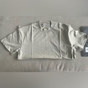 Fear of God Essential T shirt